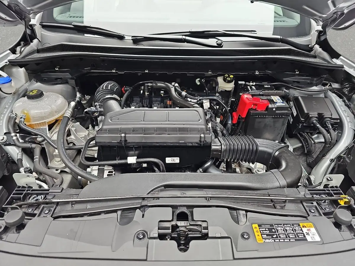 FORD KUGA 1.5 EB AUTO. ST-LINE NAVI LED KLIMAAUTO WINTER SIC