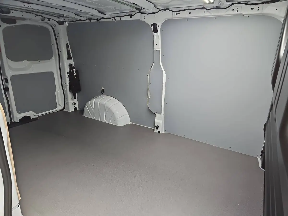 VW T7 TRANSPORTER 2.0 TDI DSG KASTEN L2H1 LED KLIMAAUTO WINTER 3-SI