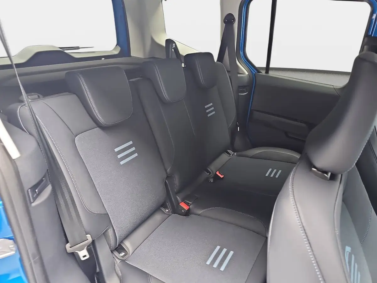 FORD TOURNEO COURIER 1.0 EB AUT. ACTIVE NAVI+ACC+WINTER+SPUR+KAMERA+LM