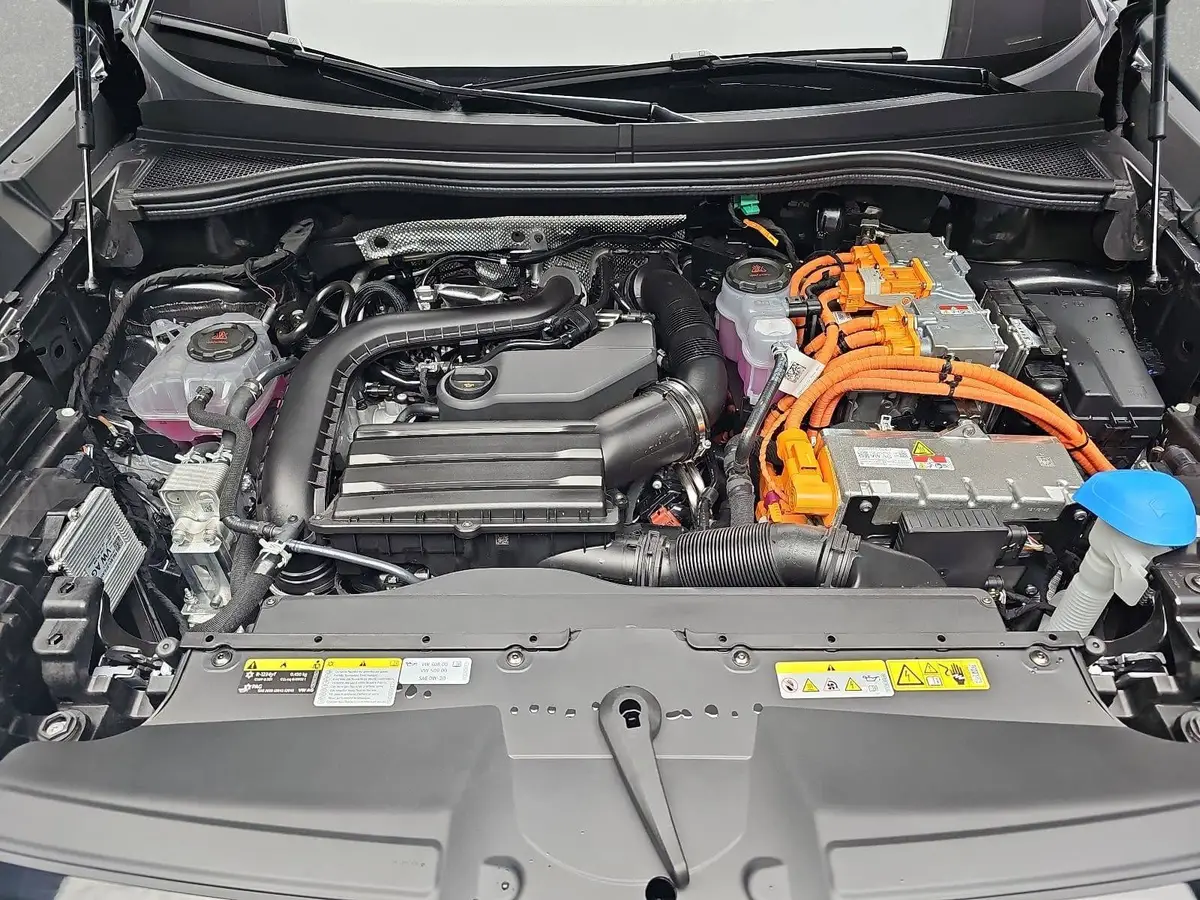 SKODA KODIAQ 1.5 TSI IV PHEV DSG SPORTLINE PANO AHK