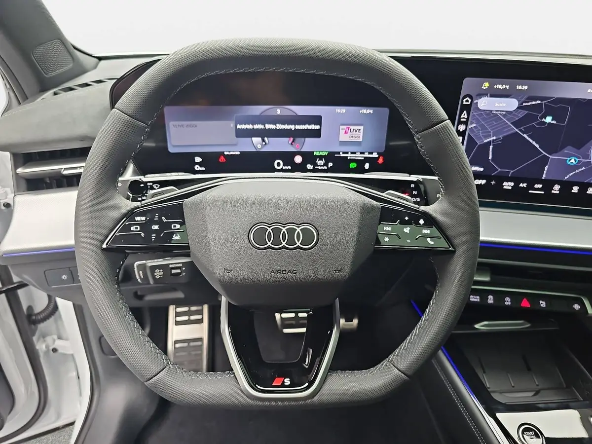 AUDI Q3 TDI S-TRONIC S-LINE NAVI LED-PLUS PANO