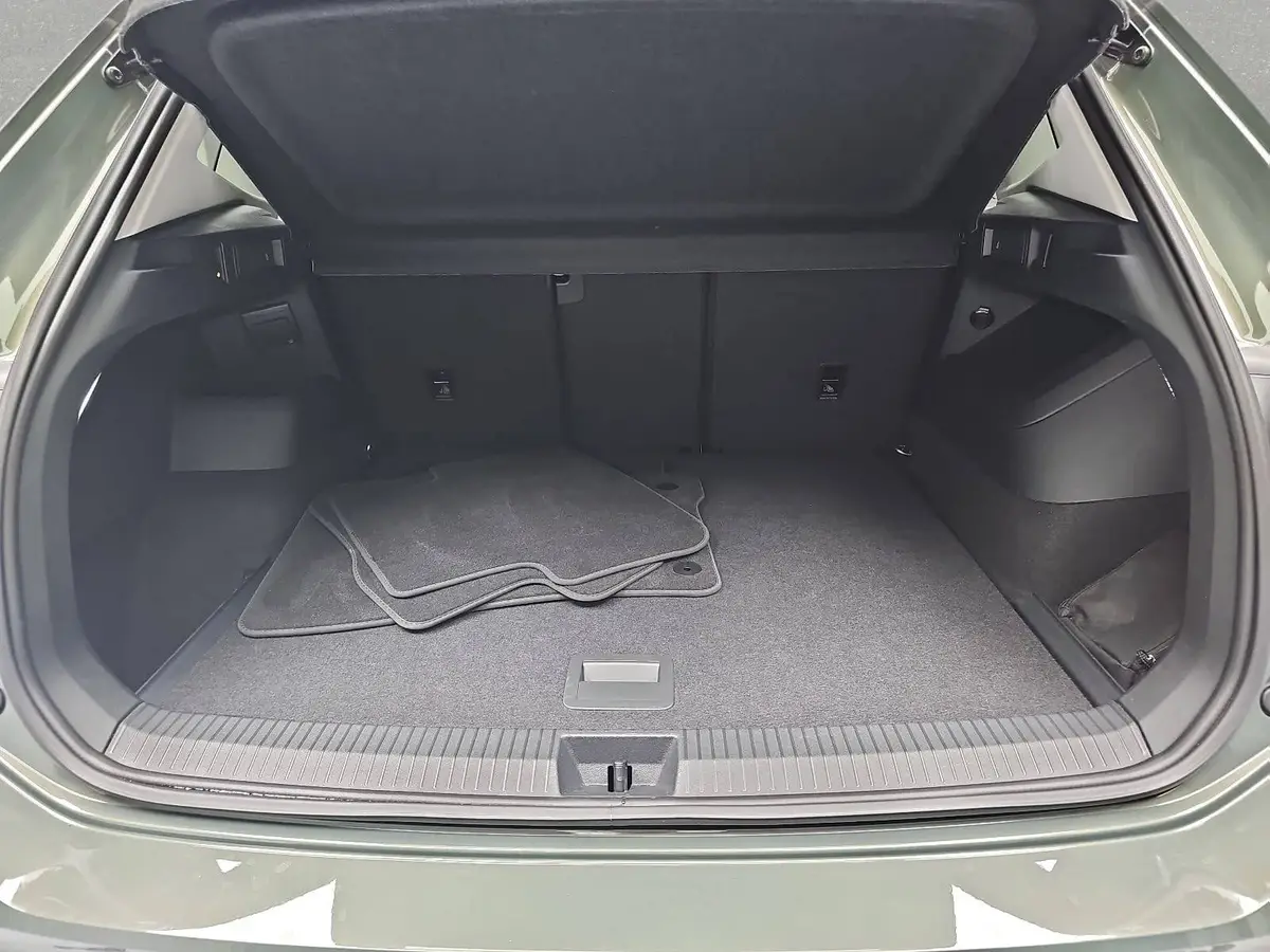 VW TIGUAN 1.5 ETSI DSG LIFE NAVI LED KAMERA AHK