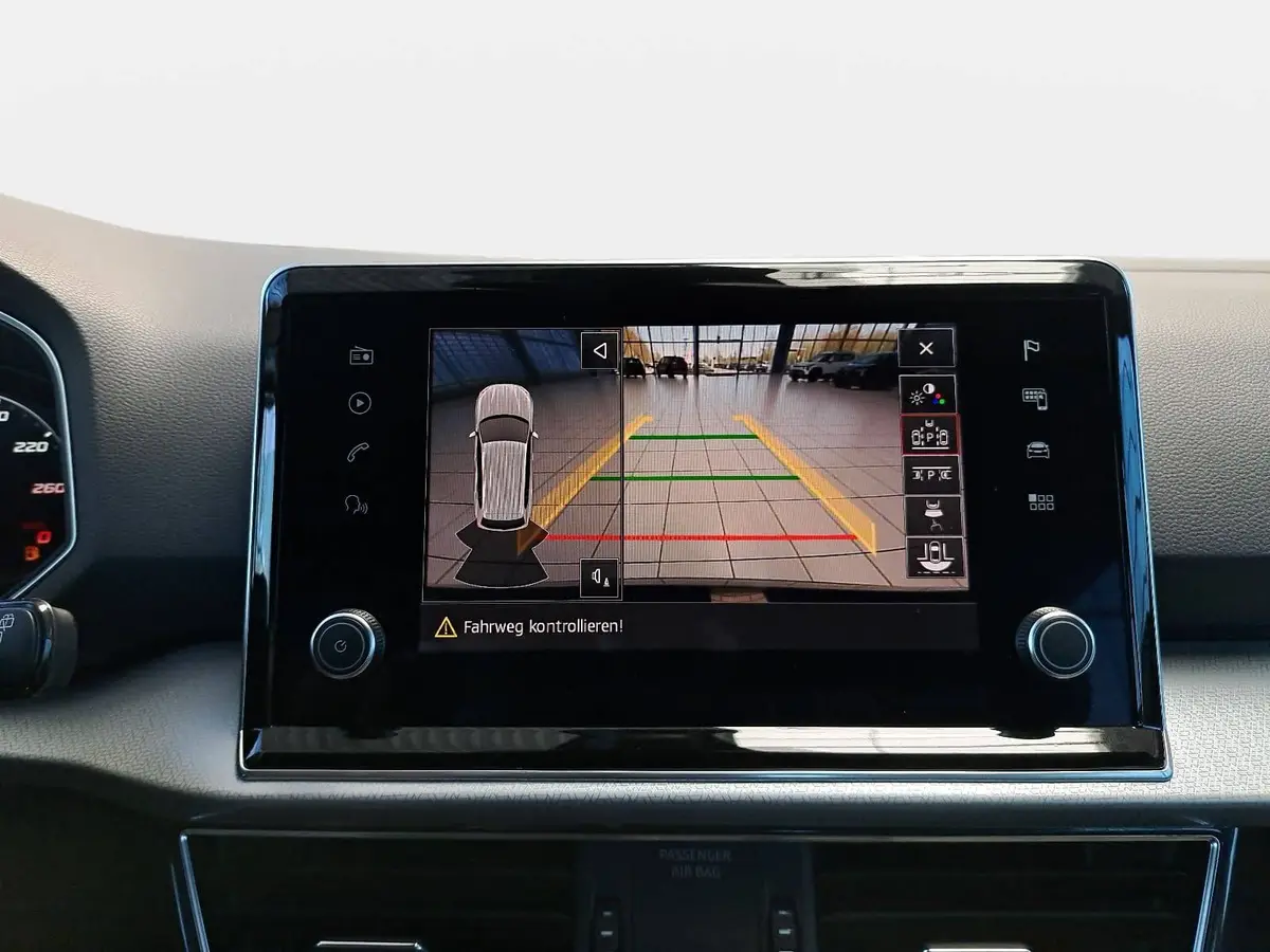 SEAT TARRACO 1.5 TSI OPF DSG STYLE 7-SITZER NAVI VOLL-LED LM18