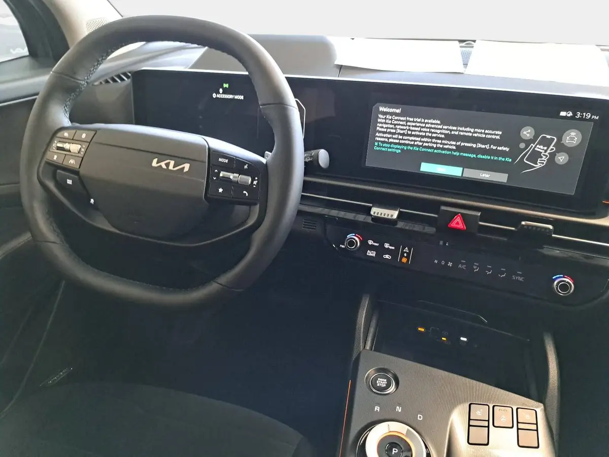 KIA SPORTAGE 1.6 T-GDI 150 2WD DCT SPIRIT MJ26 GLASDACH DRIVEWISE SOUND