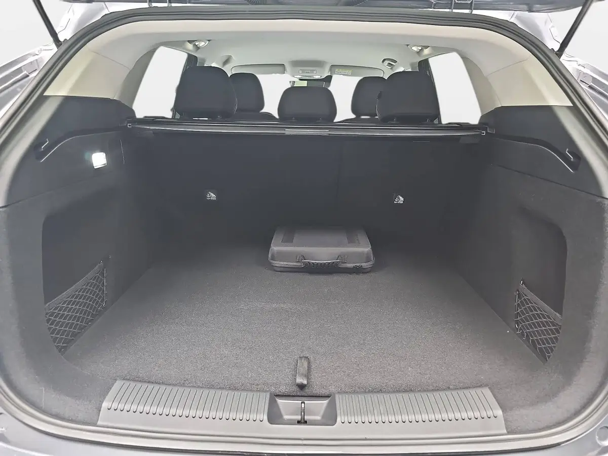MG HS 1.5 PLUG-IN-HYBRID MY25.5 COMFORT NAVI LED-LICHT 19-ZOLL-LM