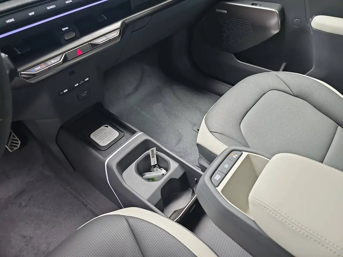 KIA EV2 61.0 KWH GT LINE MJ27 WINTER-CONNECT TECHNOLOGY DRIVEWISE-PARK KOM