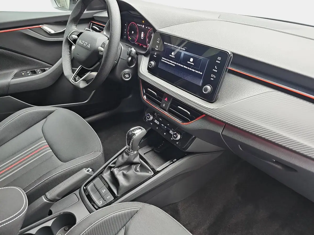 SKODA KAMIQ 1.0 TSI DSG MONTE CARLO LED PANORAMA WINTER KAMERA