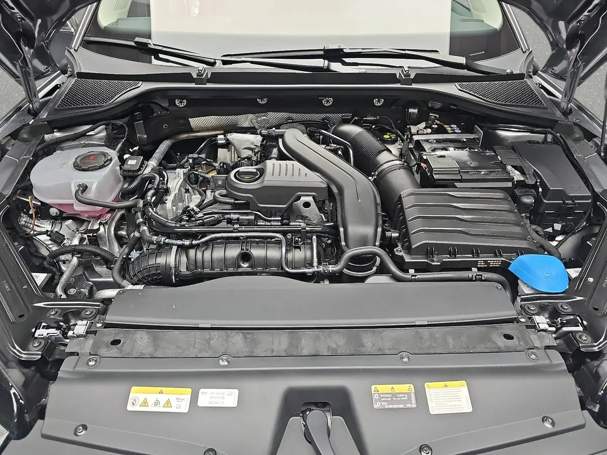 SKODA OCTAVIA COMBI 1.5 TSI DSG SELECTION LED AUDIO WINTER EL.HECKKL. 