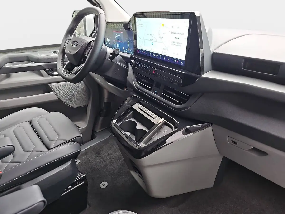 FORD TOURNEO CUSTOM 2.0 ECOBLUE AUTO. L1 TITANIUM X NAVI LED AHK