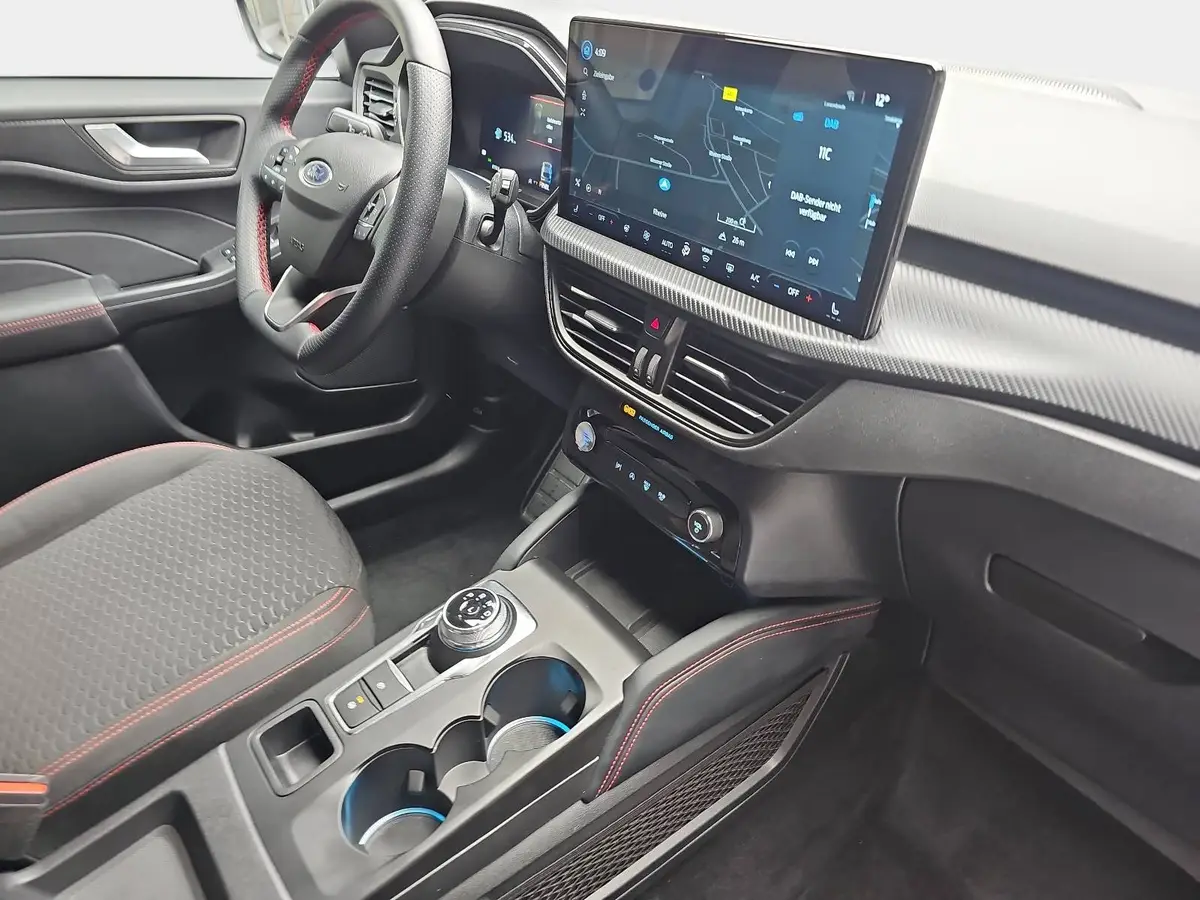 FORD KUGA 1.5 EB AUTO. ST-LINE NAVI LED KLIMAAUTO WINTER SIC