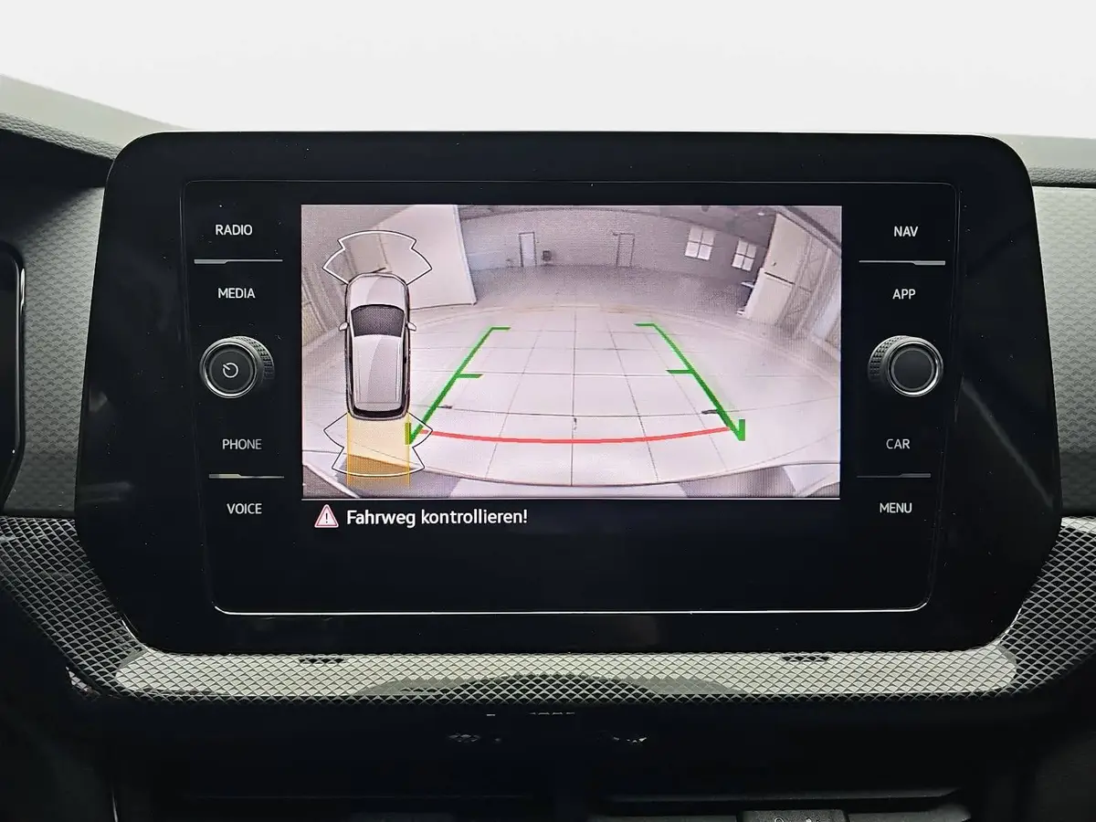VW T-CROSS 1.0 TSI DSG LIFE NAVI LED ACC KAMERA