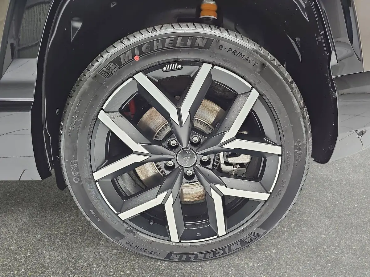 JEEP COMPASS ELEKTRO FIRST EDITION MJ26 PREMIUM-PAKET PANORAMA