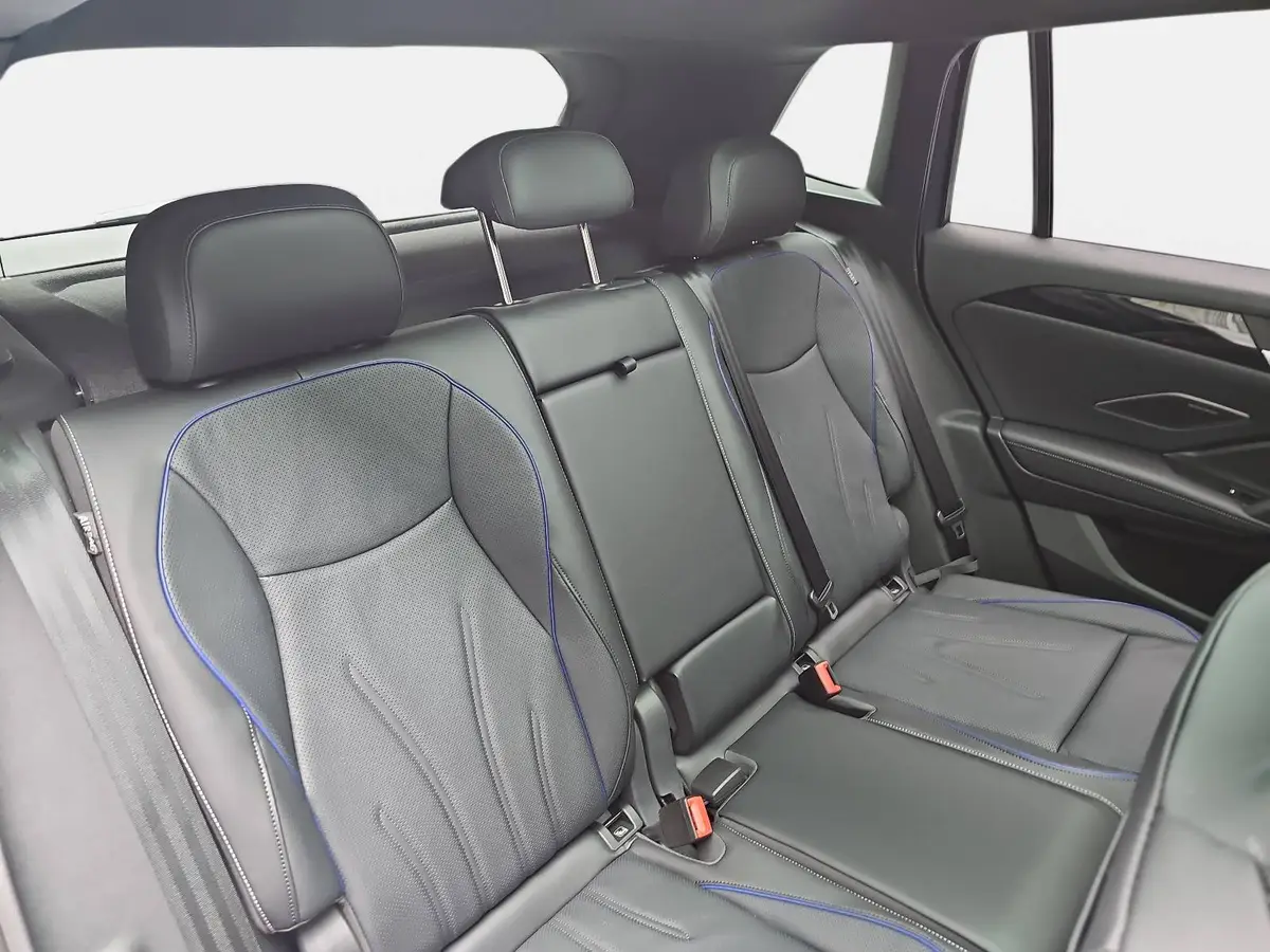 VW TIGUAN 2.0 TDI DSG R-LINE 4M NAVI LED-MATIX LEDER BLACK-S