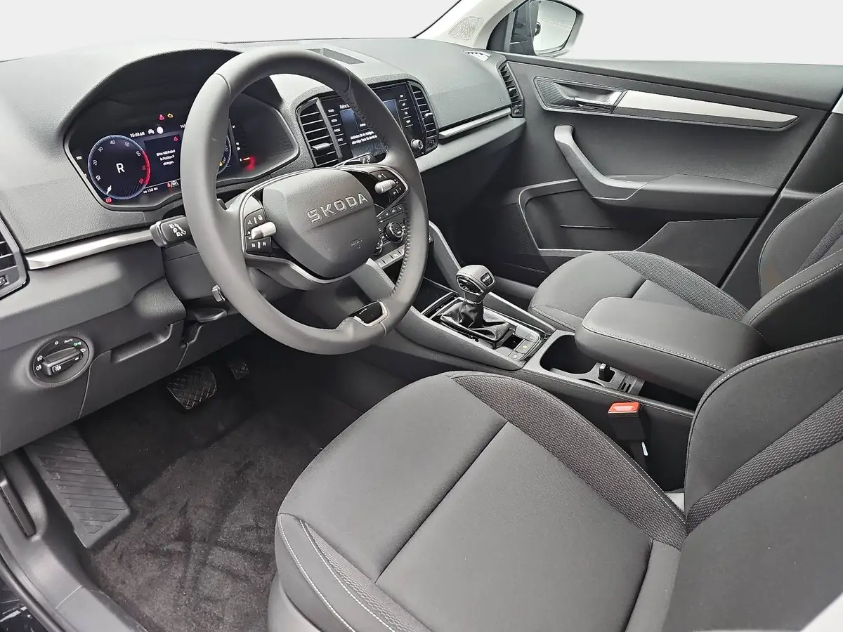 SKODA KAROQ 1.5 TSI DSG SELECTION NAVI LED ACC WINTER KAMERA A