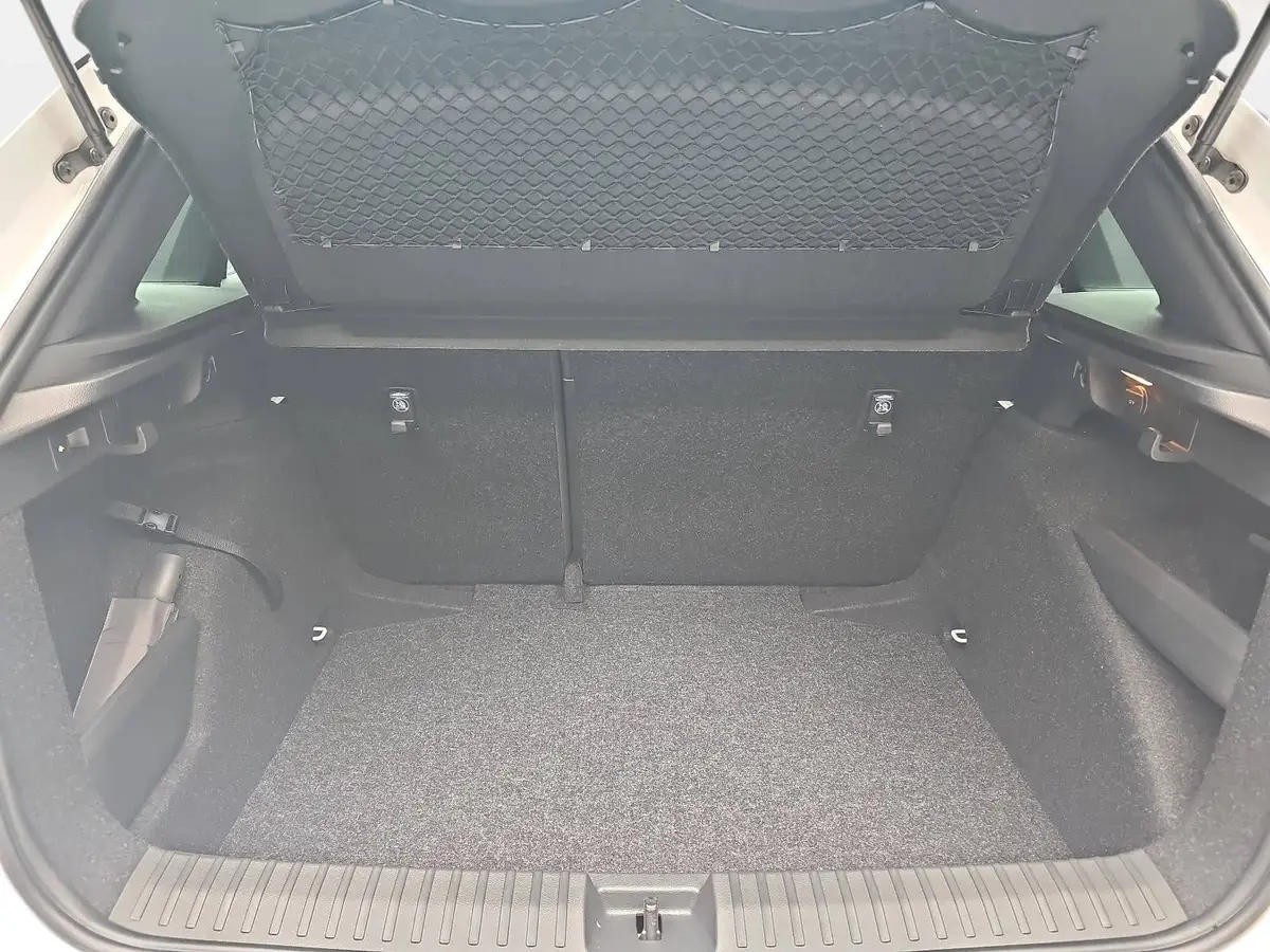 SKODA KAMIQ 1.5 TSI DSG MONTE CARLO MATRIX KAMERA AHK