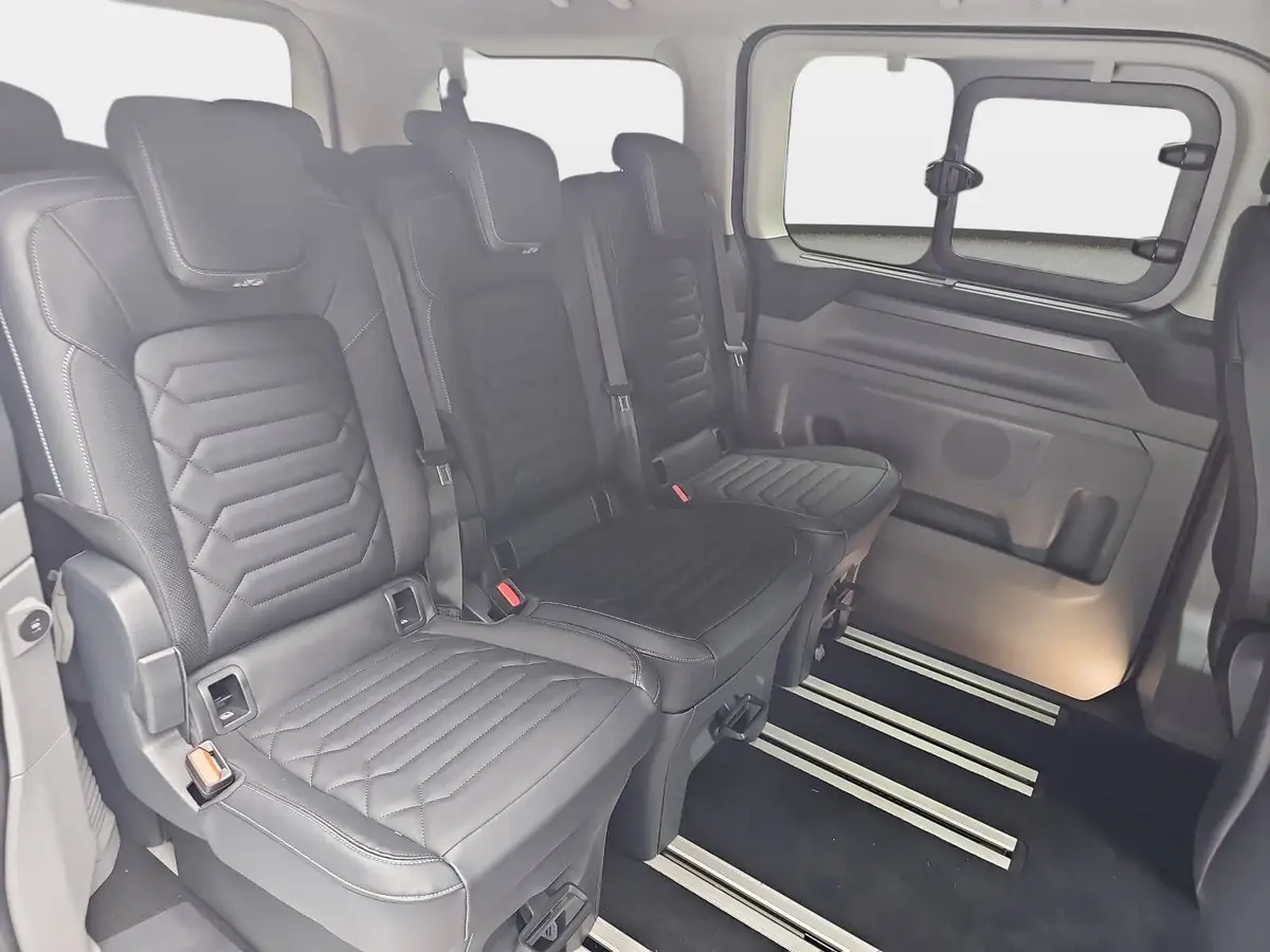 FORD TOURNEO CUSTOM 2.0 ECOBLUE AUTO. L1 TITANIUM X NAVI LED AHK