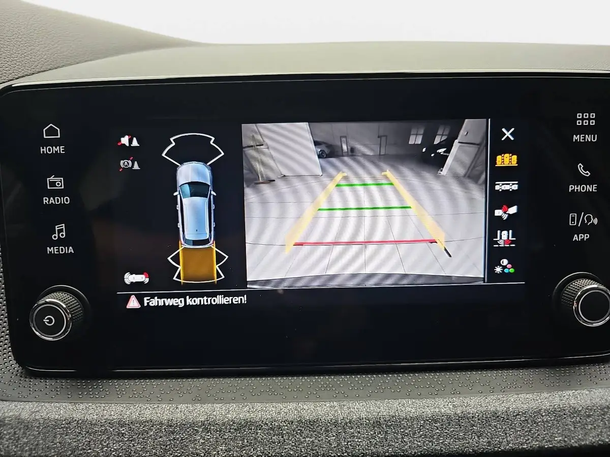 SKODA KAMIQ 1.0 TSI DSG CLASSIC LED KAMERA LM