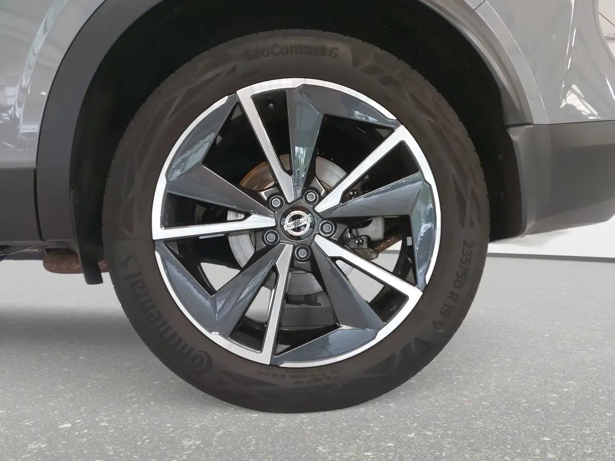 NISSAN QASHQAI 1.3 DIG-T MHEV TEKNA DESIGN BOSE