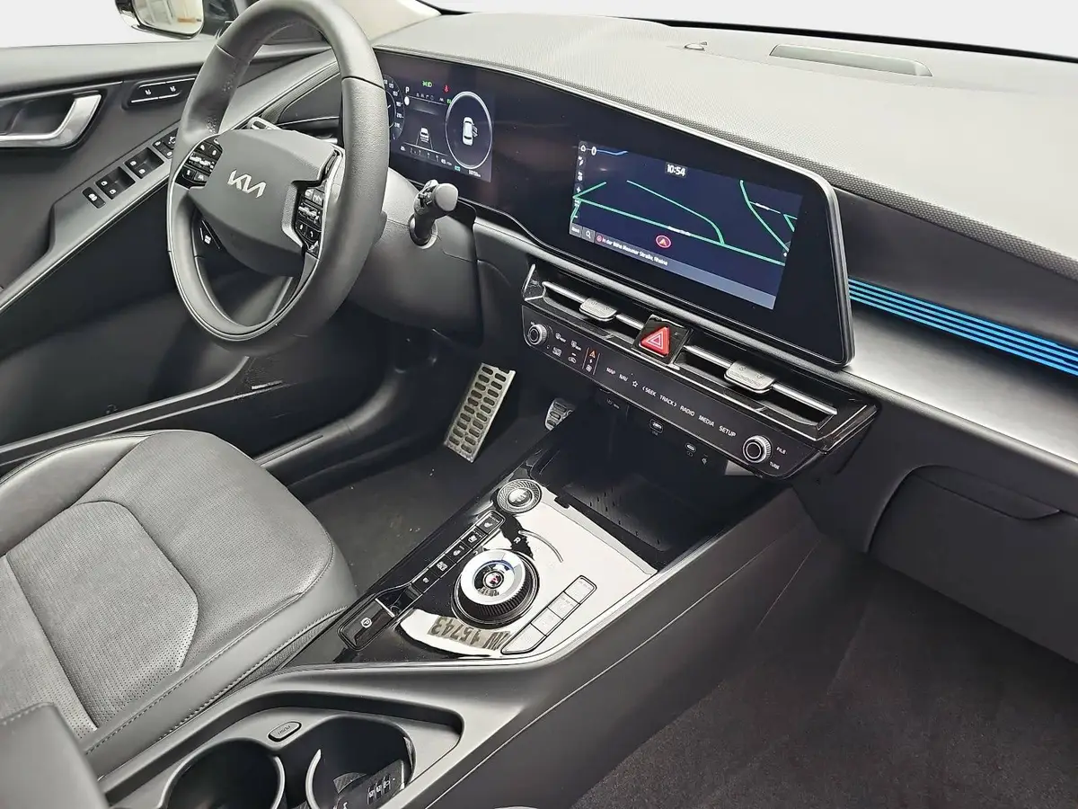 KIA NIRO 1.6 GDI PLUG-IN-HYBRID DCT SPIRIT TECHNOLOGIE RELAX GLASDACH
