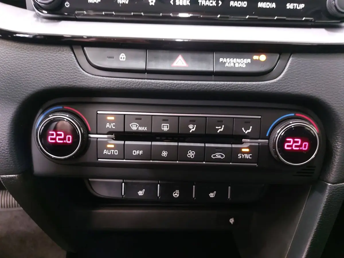 KIA XCEED 1.6 T-GDI 150 DCT SPIRIT MJ26 XCLUSIVE