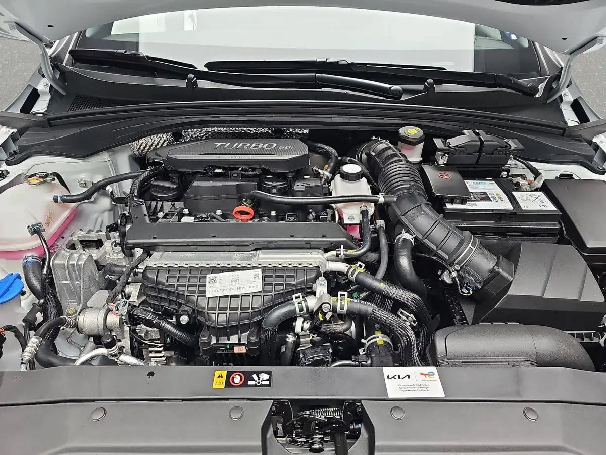 KIA XCEED 1.6 T-GDI 150 DCT GT-LINE MJ26 LEDER GLASDACH