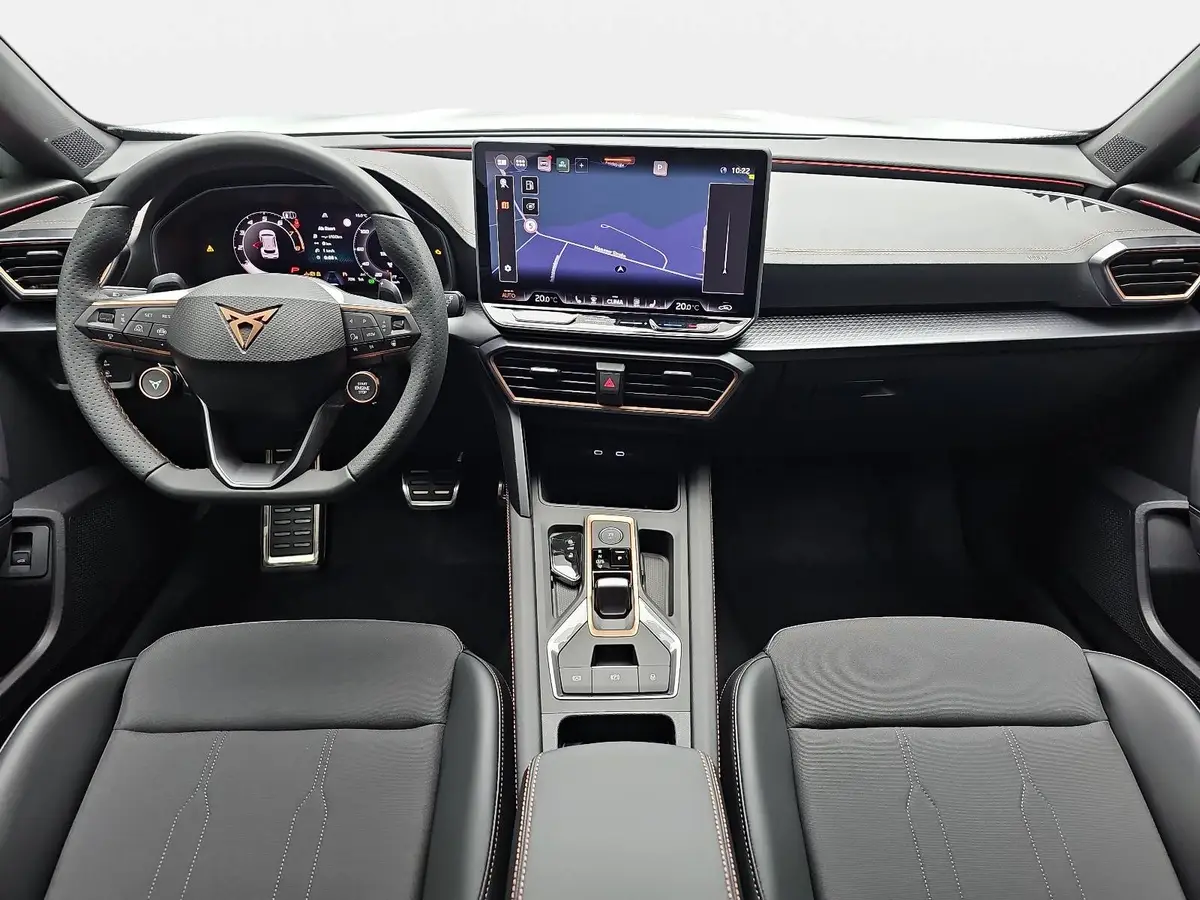 CUPRA FORMENTOR 1.5 ETSI DSG NAVI LED ACC SPURPAKET EL.HECKKL. AHK