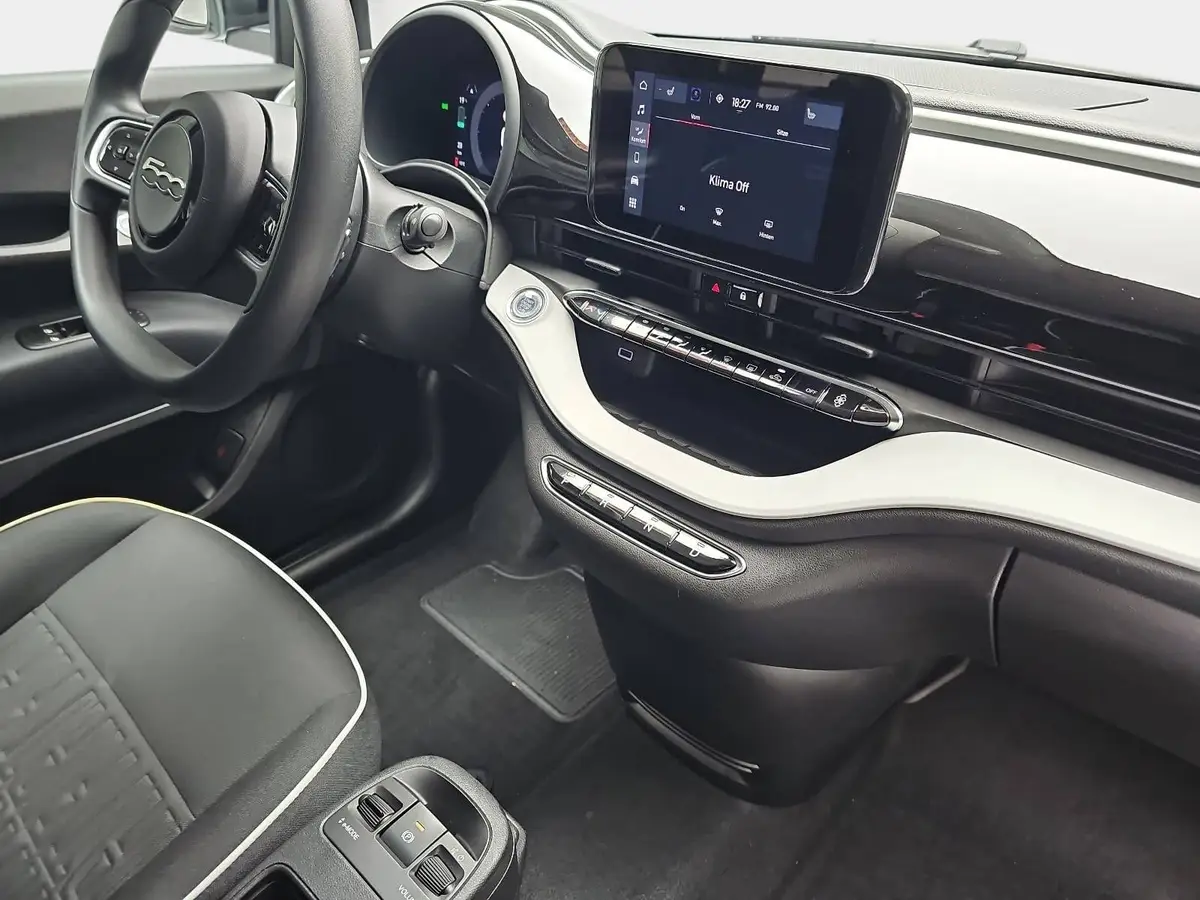 FIAT 500 ELEKTRO 23.8 KWH ACTION KLIMA SITZH. APPLE/ANDROID ALLSEASON