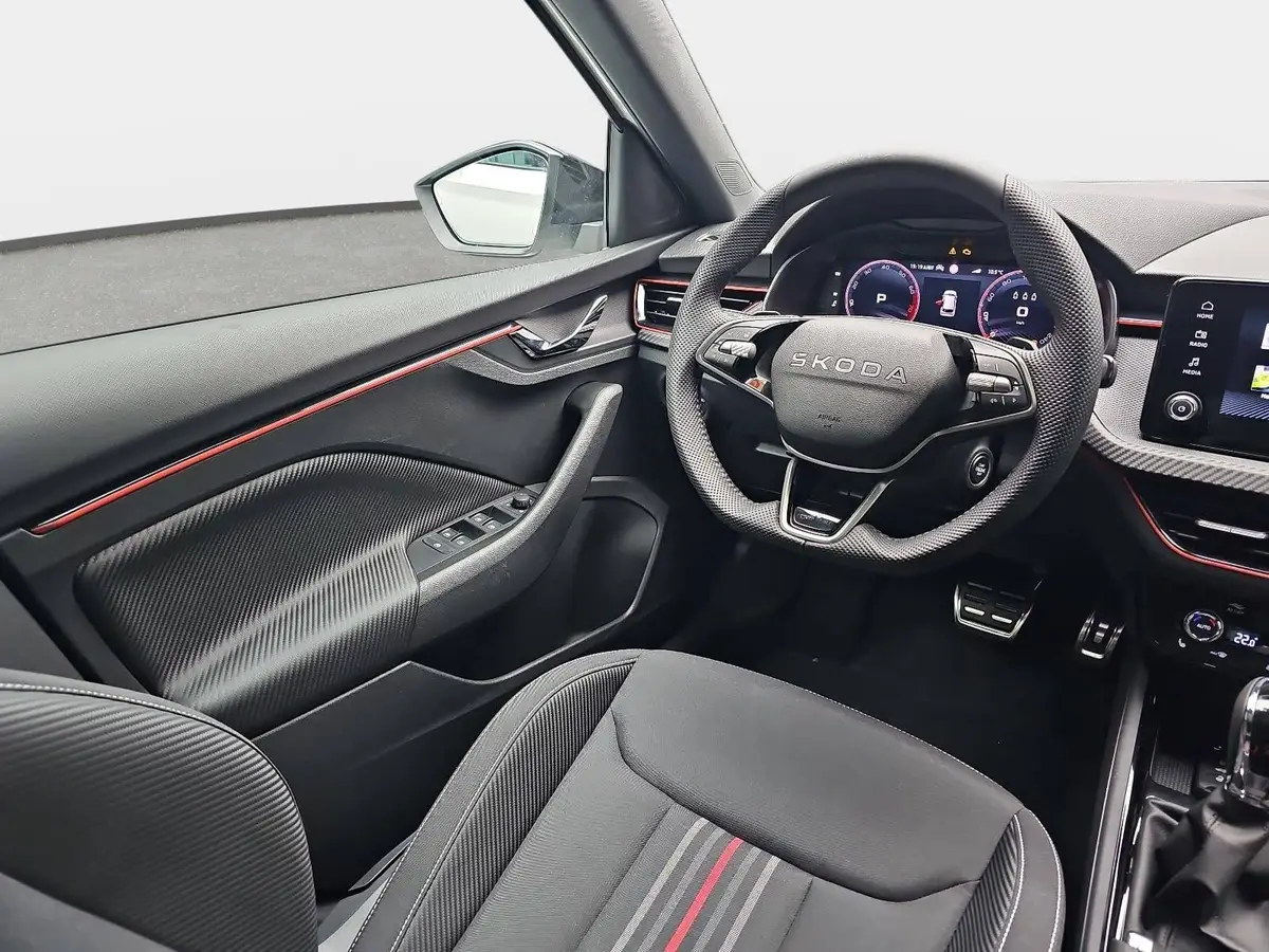 SKODA KAMIQ 1.5 TSI DSG MONTE CARLO MATRIX KAMERA AHK