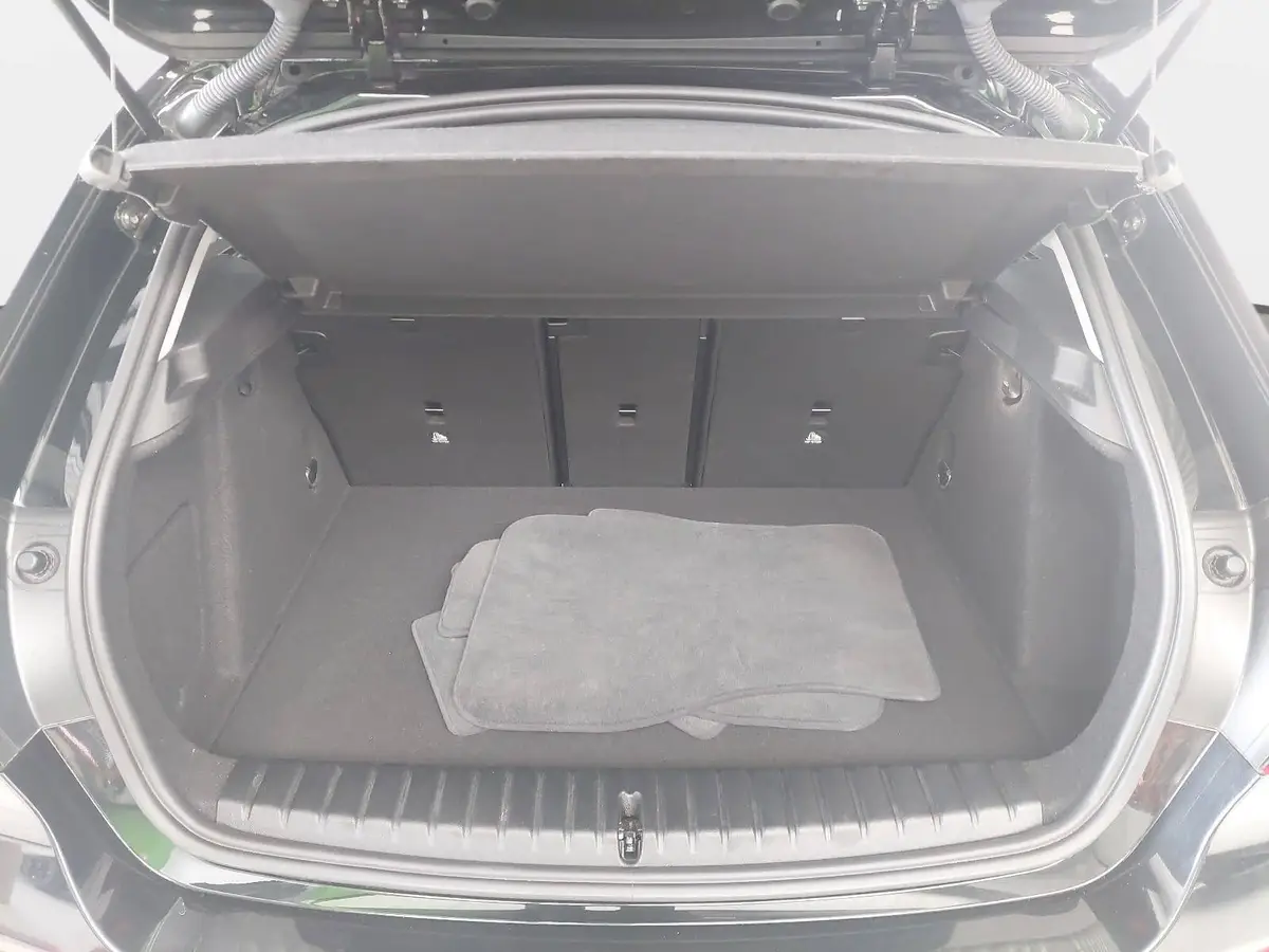 BMW 118 1.5 LTR. ADVANTAGE LED WINTER PANO AHK