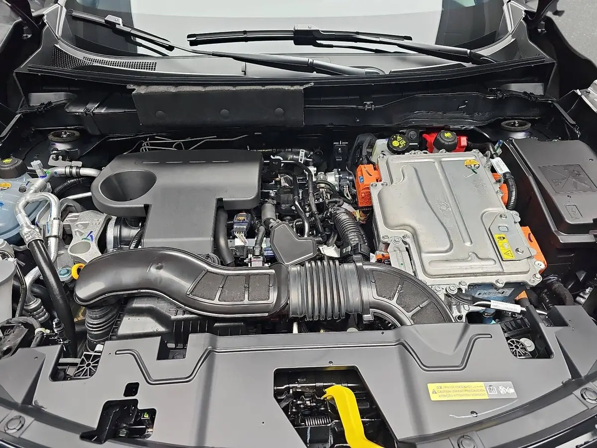 NISSAN JUKE 1.6 HYBRID AUTO. N-CONNECTA WINTER FRONTSCHEIBENHEIZUNG