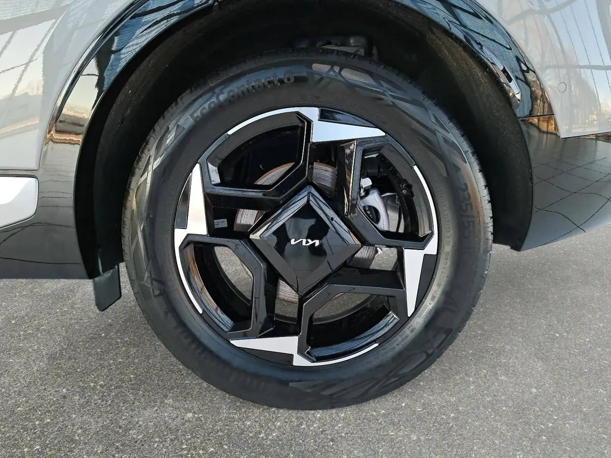 KIA SPORTAGE 1.6 T-GDI 150 2WD DCT SPIRIT MJ26 LEDER DRIVEWISE SOUND