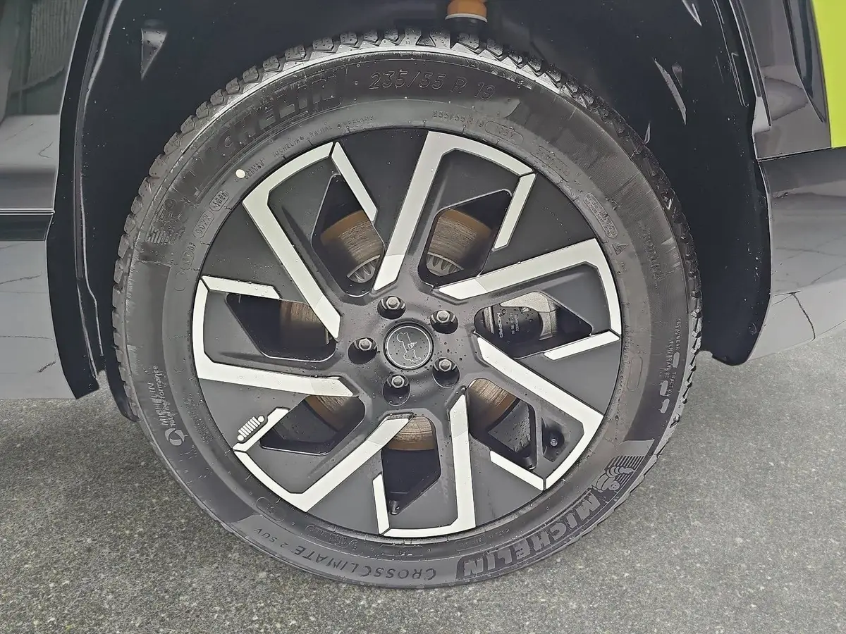 JEEP COMPASS ELEKTRO FIRST EDITION MJ26 PREMIUM-PAKET PANORAMA ALLWETTE
