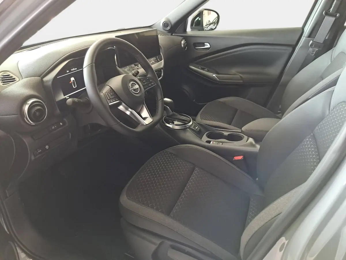 NISSAN JUKE 1.0 DIG-T 5T AUTO. N-CONNECTA NAVI WINTER