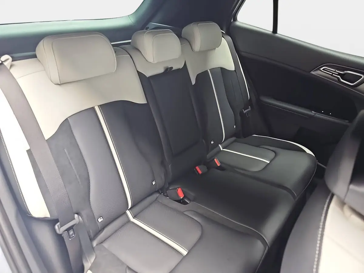 KIA SPORTAGE 1.6 T-GDI 180 AWD DCT GT-LINE MJ26 SCHW.DACH DRIVEWISE SOUND