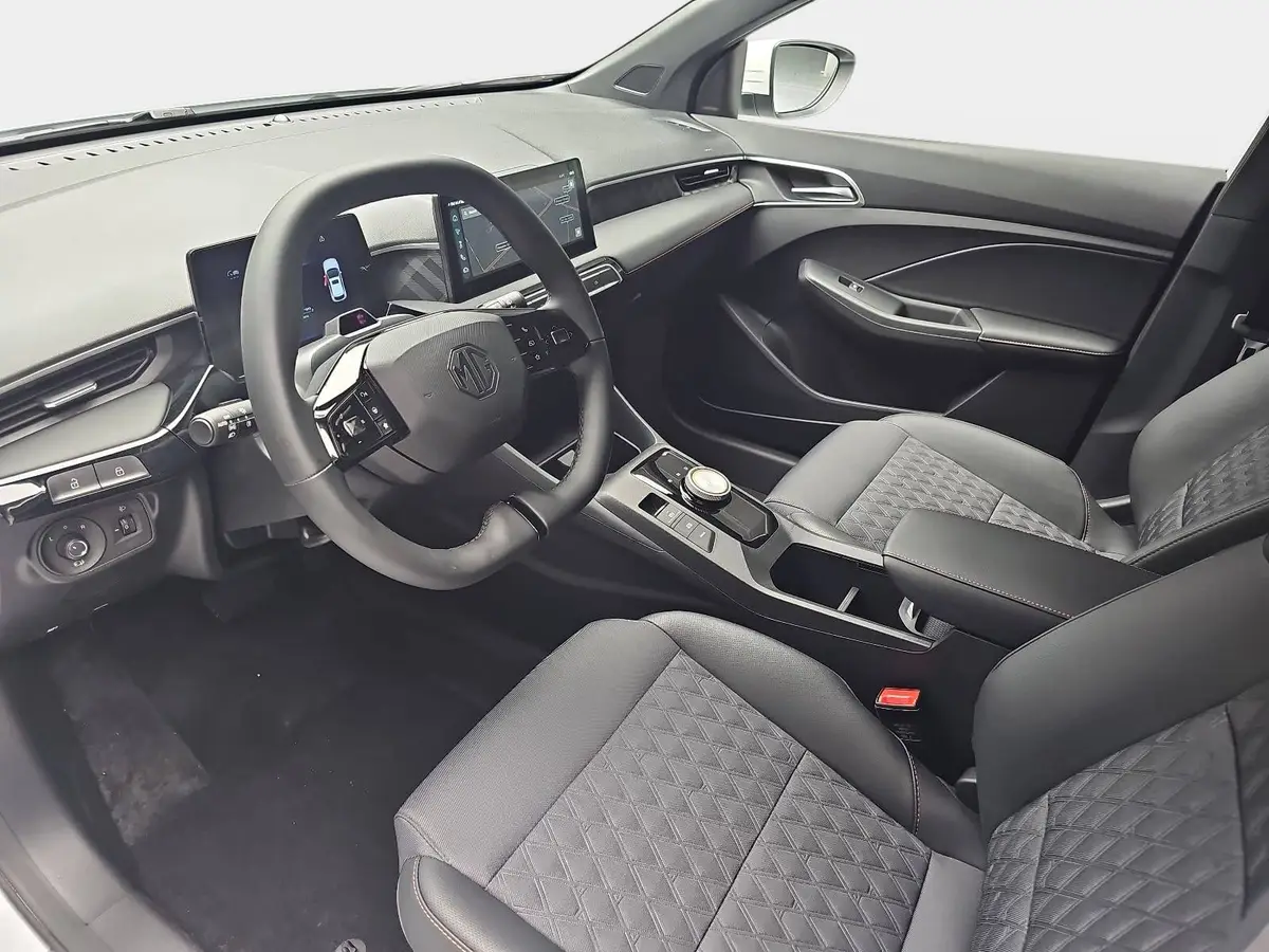 MG MG3 1.5 HYBRID+ LUXURY