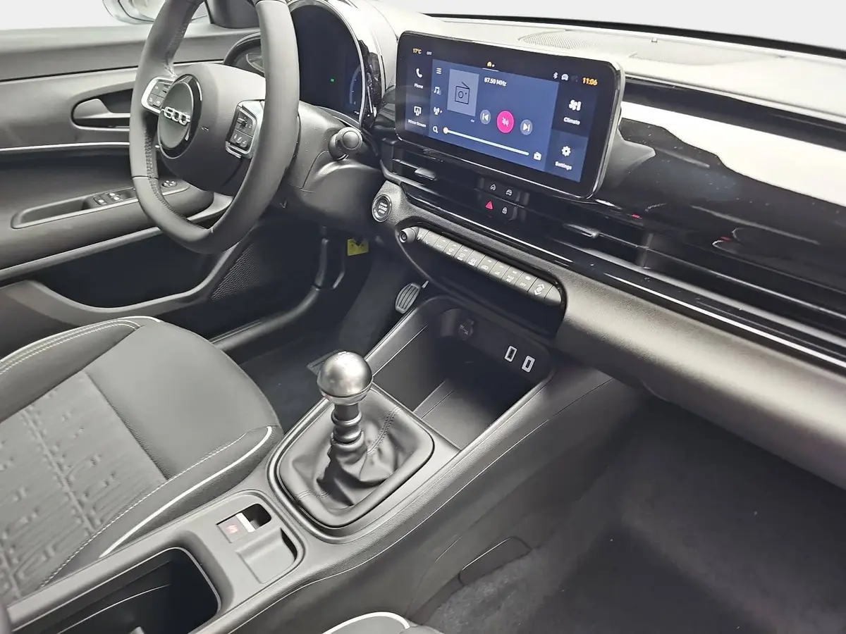 FIAT 600 1.2 T3 HYBRID STREET MJ26