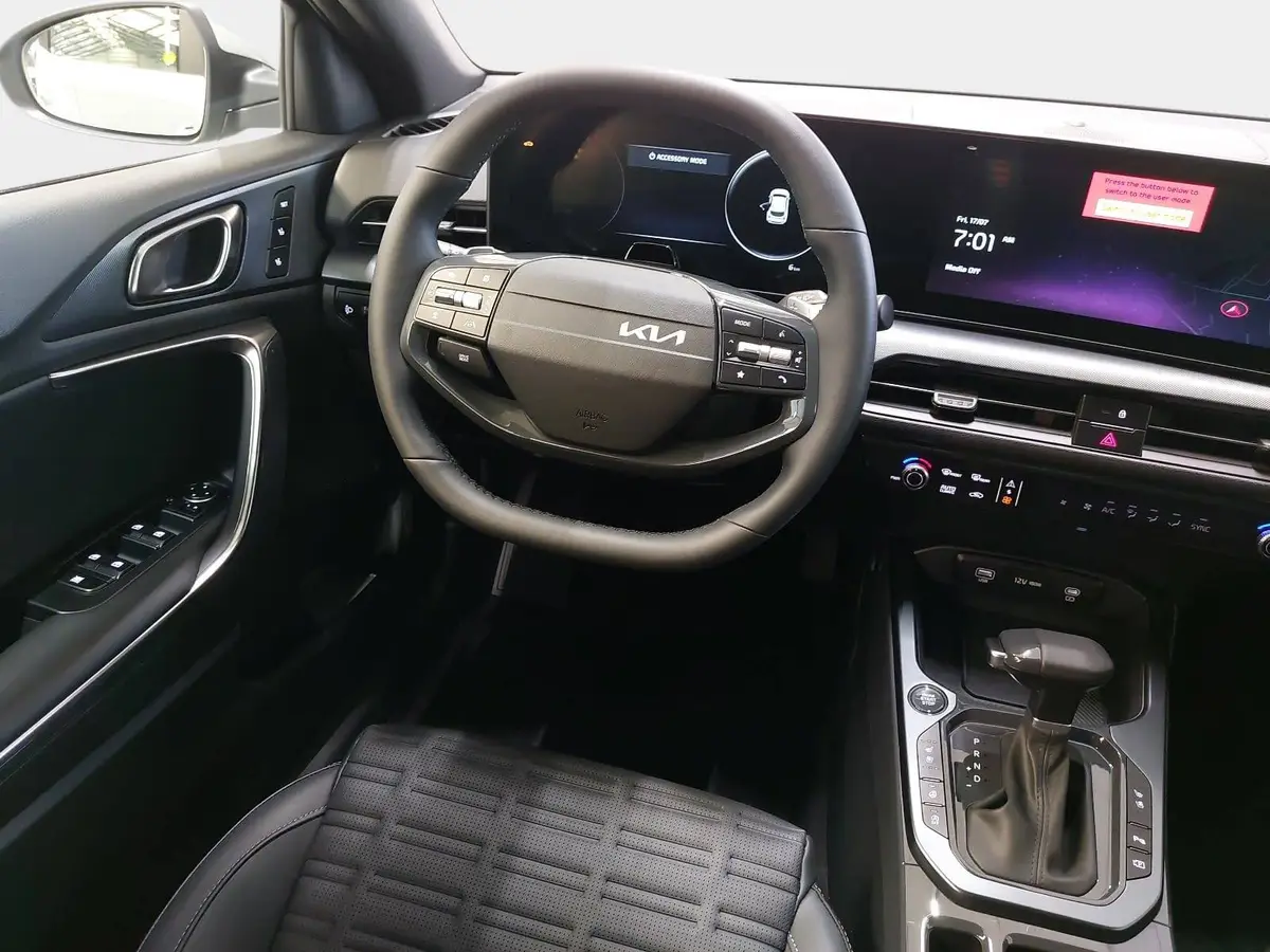 KIA XCEED 1.6 T-GDI 180 DCT SPIRIT MJ27 SOUND SITZ ADVANCED