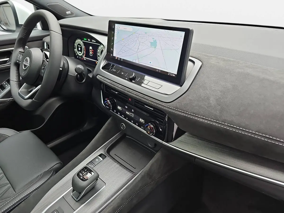 NISSAN QASHQAI 1.3 DIG-T MHEV X-TRONIC TEKNA+ 2WD NAVI LED LEDER 