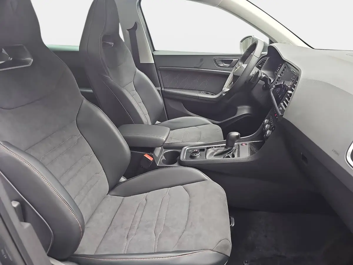 CUPRA ATECA 1.5 TSI DSG PANO P-ASSIST AHK