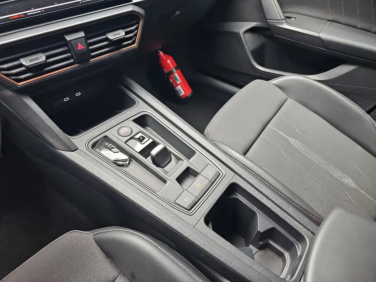 CUPRA LEON ST 1.4 E-HYBRID DSG LED DCC