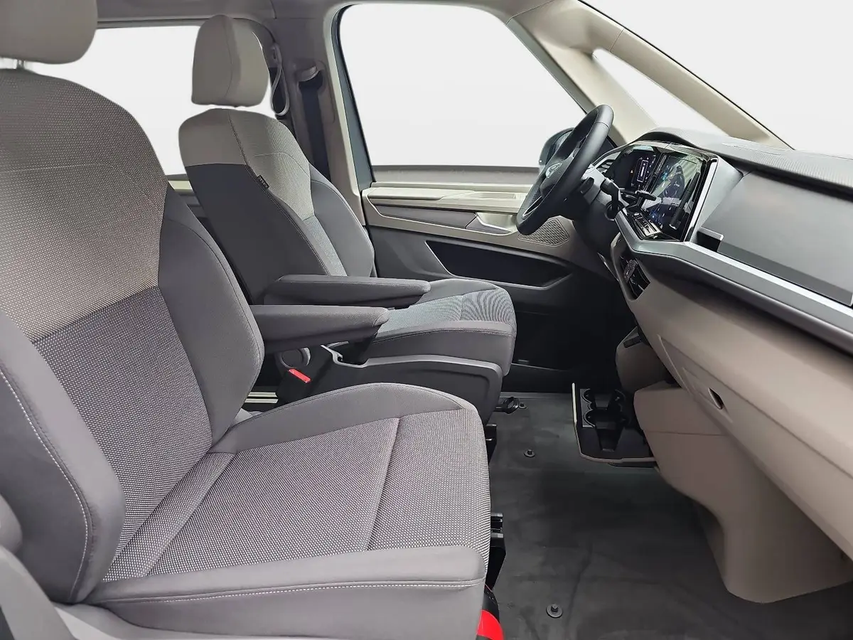 VW T7 MULTIVAN 2.0 TDI DSG LIFE P-ASSIST AHK