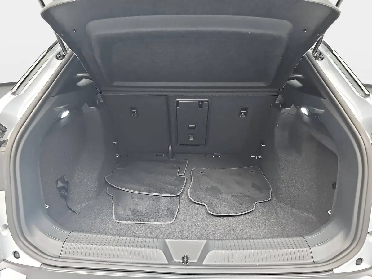 VW ID.4 52 KWH PERFORMANCE NAVI LED