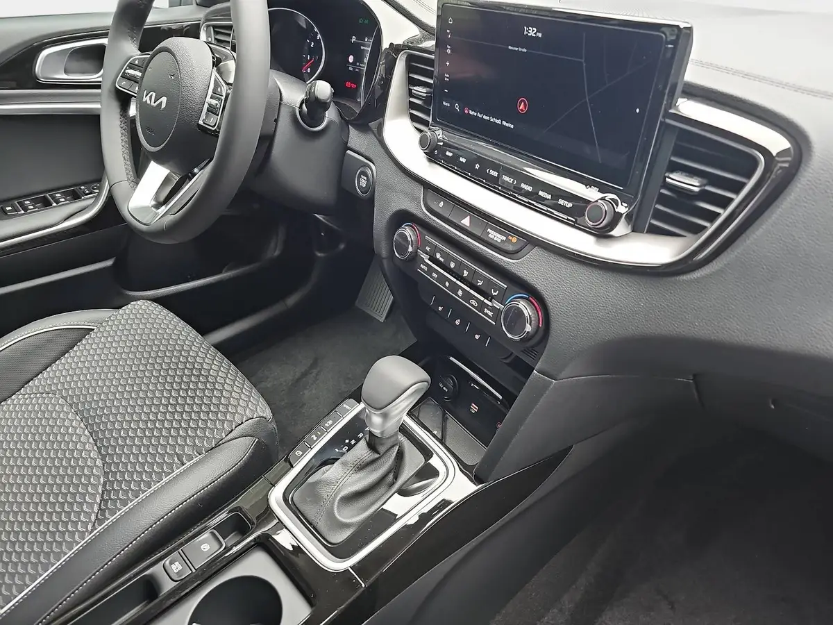 KIA XCEED 1.6 T-GDI 150 DCT SPIRIT MJ26 XCLUSIVE