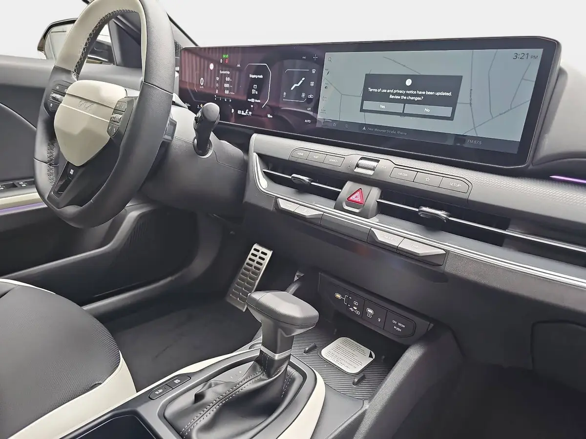 KIA K4 1.6 T-GDI 180 PS DCT7 GT-LINE MJ26 DRIVEWISE-PARK-PRO SITZ SOUND DESIGN GLASDACH