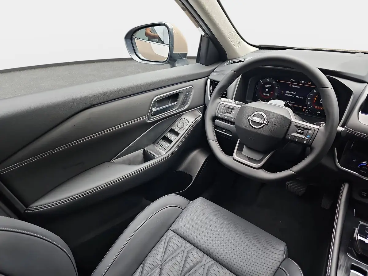 NISSAN X-TRAIL 1.5 VC-T E-4ORCE 4X4 AUTO. MJ26 TEKNA PREMIUM 7-SITZE