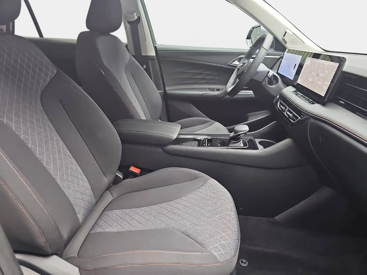 MG HS 1.5 PLUG-IN-HYBRID MY25.5 COMFORT NAVI LED-LICHT 19-ZOLL-LM