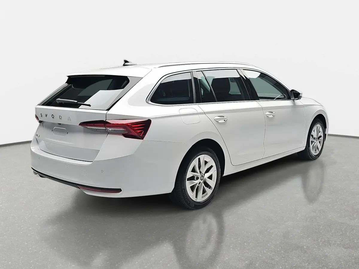 SKODA OCTAVIA COMBI 1.5 TSI E-TEC DSG SELECTION NAVI LED ACC WINTER AH