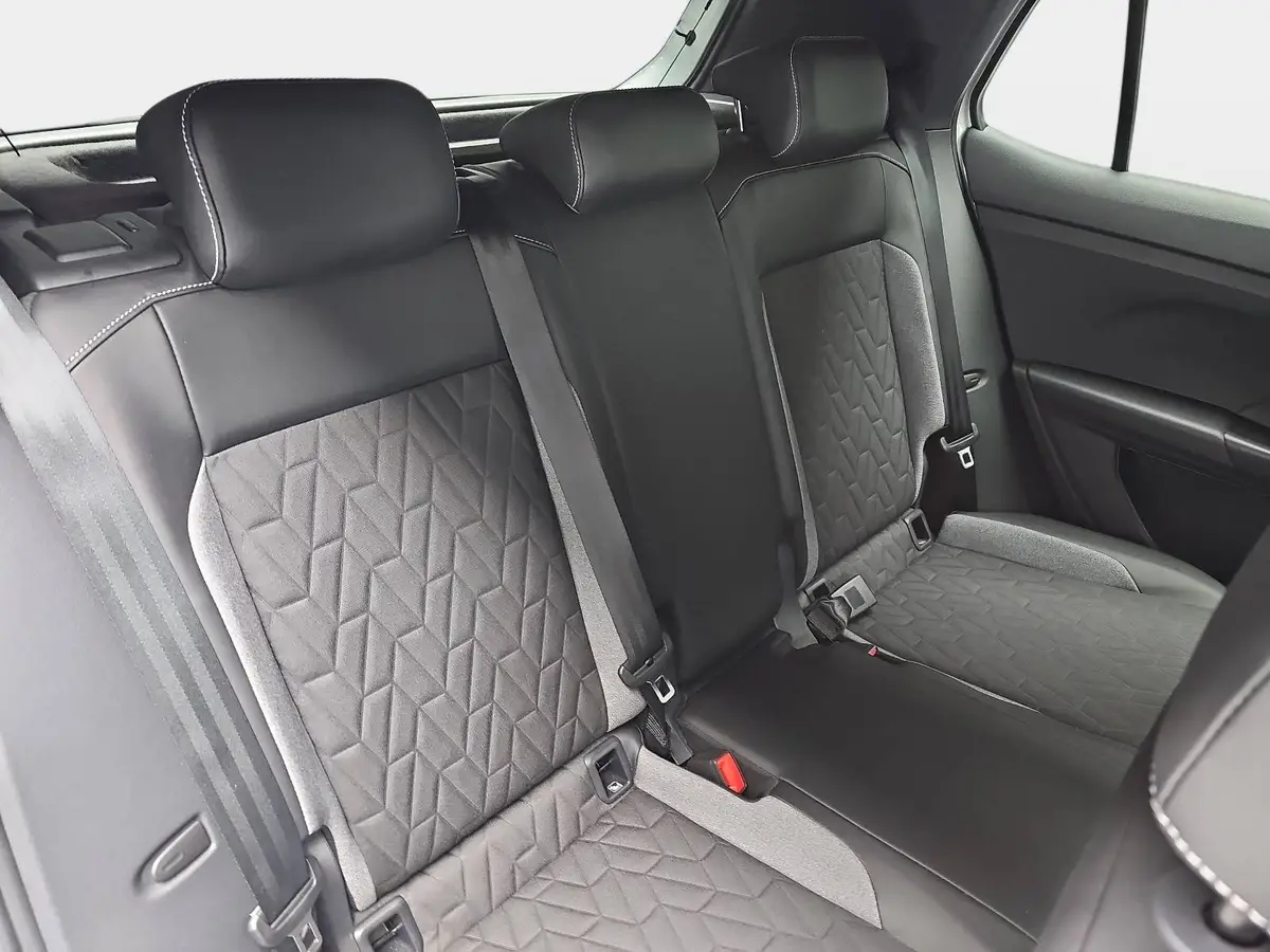 VW T-CROSS 1.0 TSI GOAL NAVI LED KLIMAAUTO ACC P-ASSIST WINTE