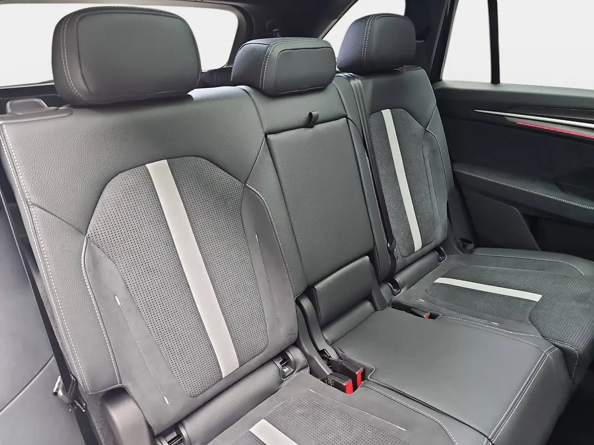 SKODA KODIAQ 1.5 TSI DSG SPORTLINE NAVI MATRIX 7-S LM20