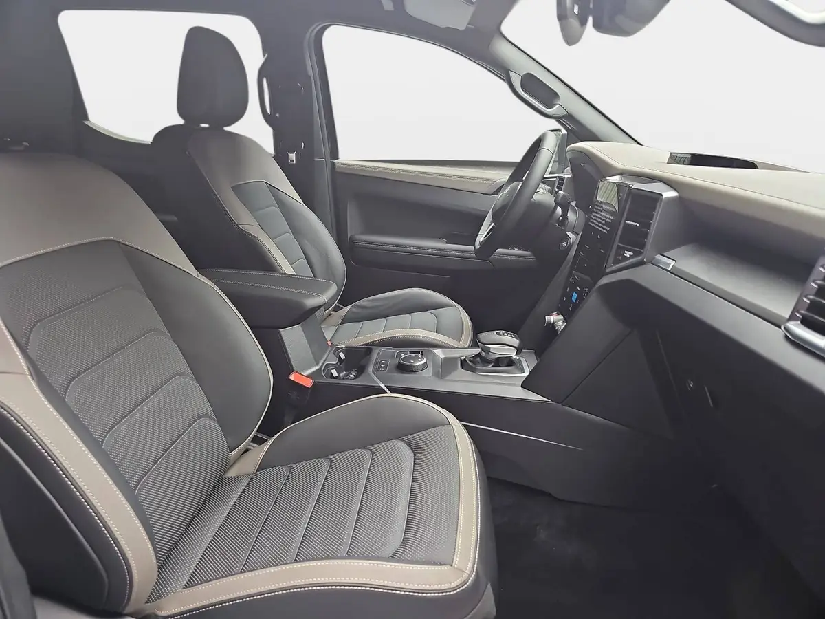VW AMAROK 3.0 TDI AUTO. 4M AVENTURA NAVI MATRIX